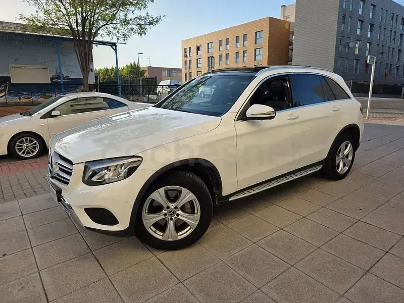 Usado Mercedes GLC250 211 CV (155 kW) 2018 Blanco SUV