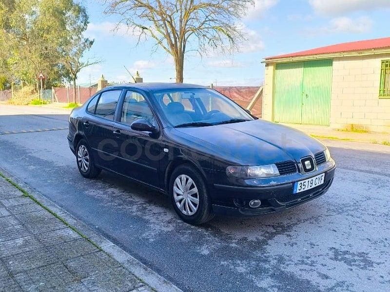 Usado Seat Toledo Sport 110 CV (80 kW) 2004 Negro Berlina