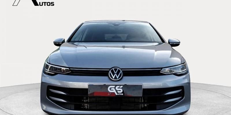 Usado VW Golf VIII 116 CV (85 kW) 2025 Gris