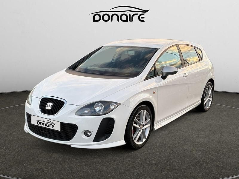 Blanco Usado 2010 Seat Leon FR Berlina | 8990 € (Precio justo) - Imagen 1/4