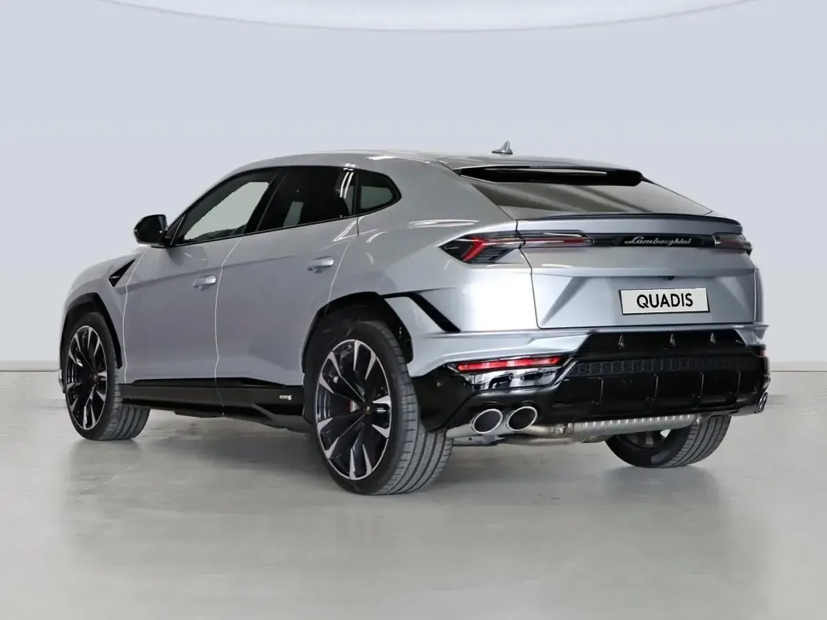 Usado Lamborghini Urus 666 CV (489 kW) 2026 Gris SUV