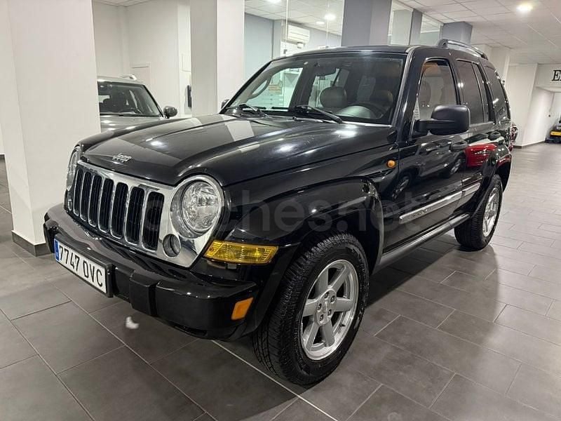 Usado Jeep Cherokee Limited 163 CV (119 kW) 2006 Negro SUV
