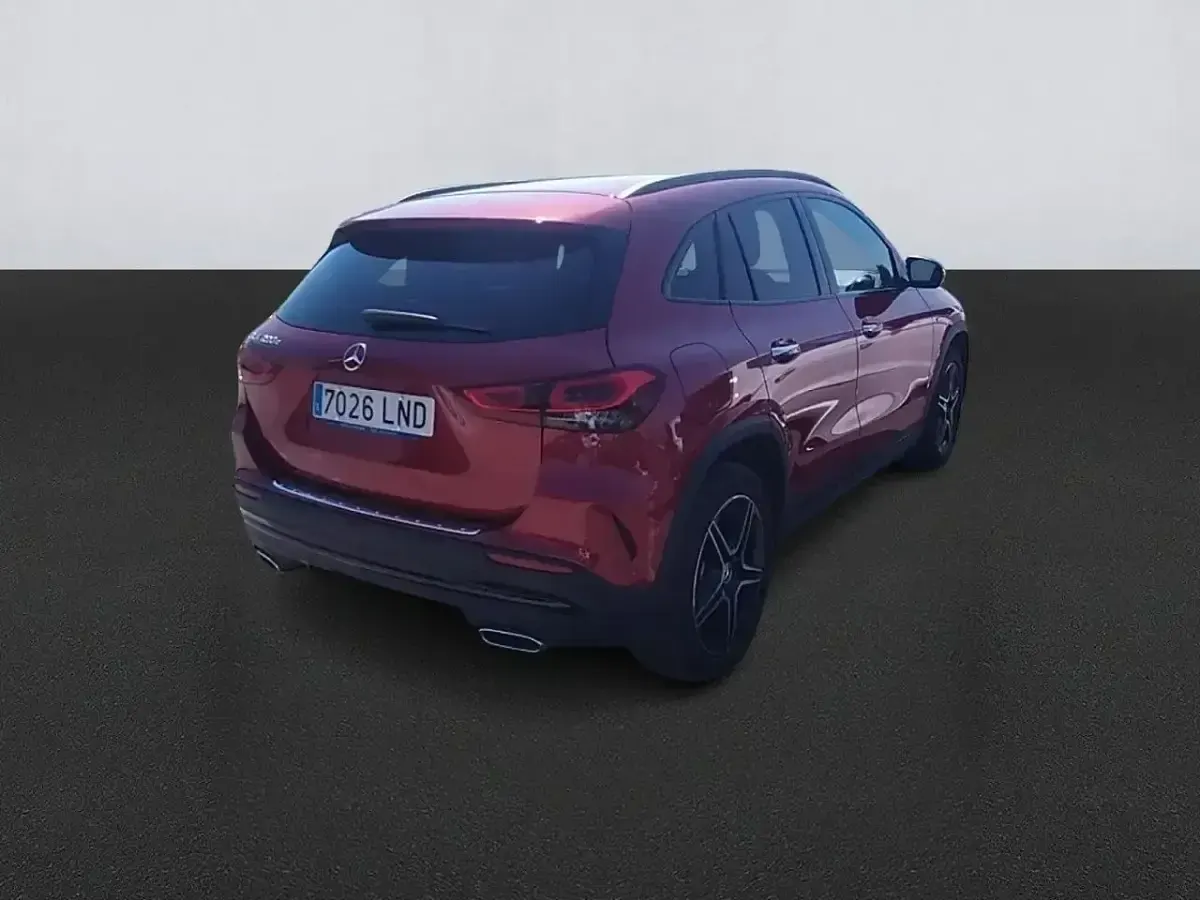 Usado Mercedes GLA250 218 CV (160 kW) 2021 Rojo SUV
