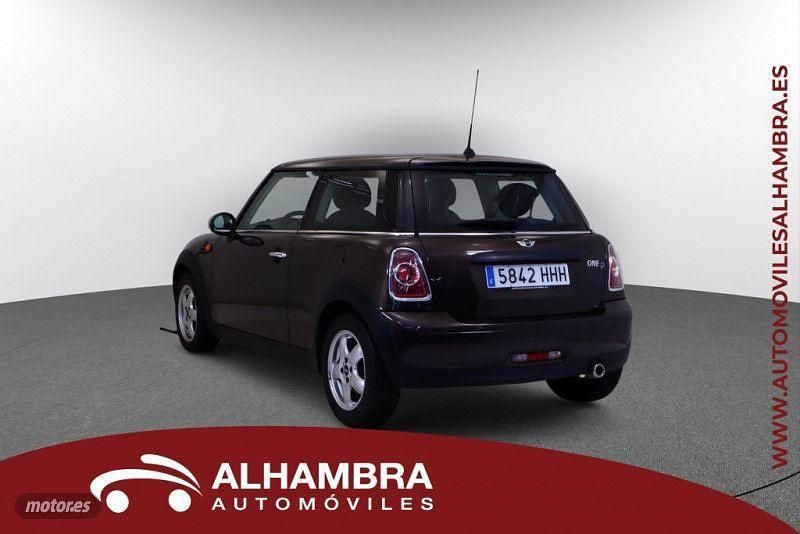 Usado Mini Cooper 90 CV (66 kW) 2012 Marrón Utilitario
