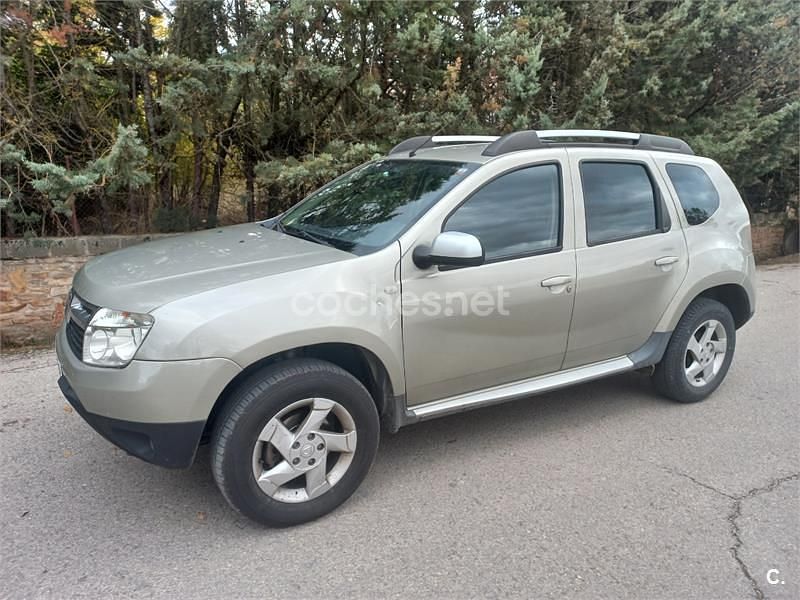 Beige Usado 2011 Dacia Duster Lauréate SUV | 7500 € (Precio justo) - Imagen 1/4