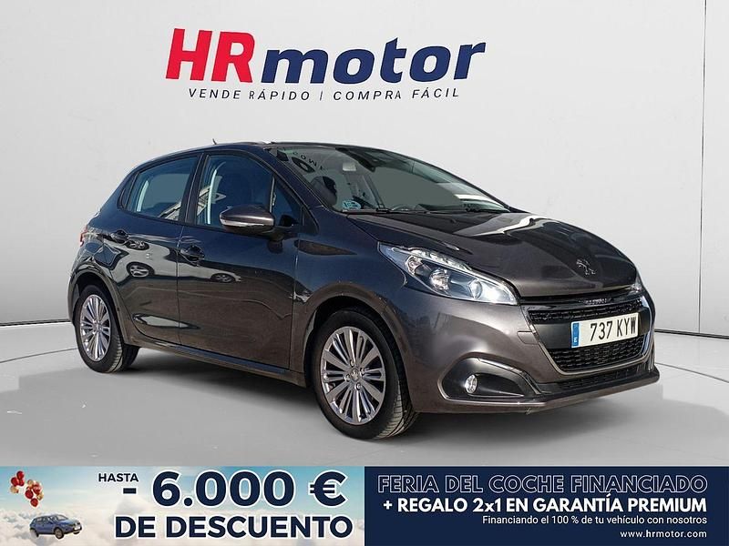 Gris Usado 2019 Peugeot 208 Signature Sky Utilitario | 9610 € (Buen precio) - Imagen 1/4