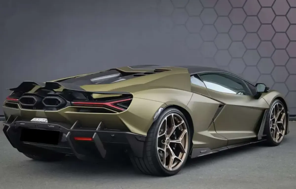 Nuevo Lamborghini Revuelto 1016 CV (747 kW) 2026 Coupe