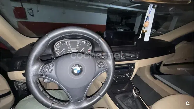 Usado BMW 320 177 CV (130 kW) 2009 Negro Berlina