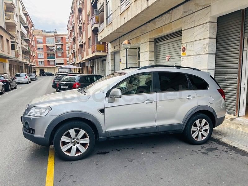 Usado Chevrolet Captiva 150 CV (110 kW) 2010 Gris / plata SUV
