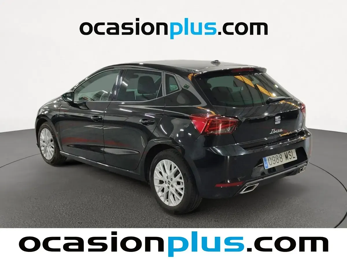 Usado Seat Ibiza FR 115 CV (84 kW) 2024 Negro Utilitario