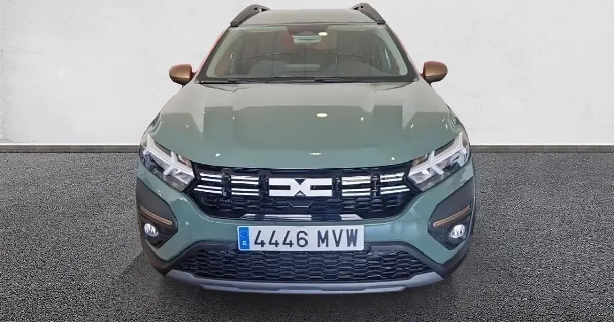 Usado Dacia Jogger Extreme 100 CV (73 kW) 2024 Monovolumen
