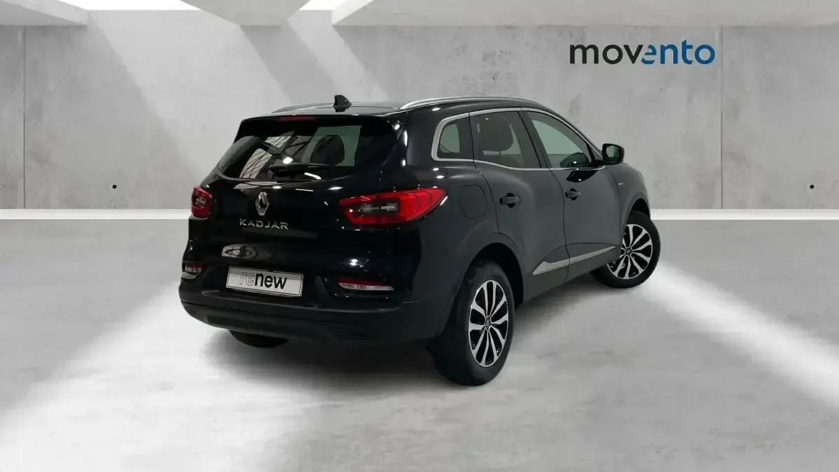 Usado Renault Kadjar LIMITED 140 CV (102 kW) 2021 Negro SUV