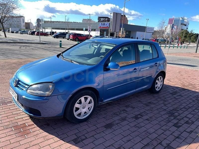 Usado VW Golf IV Sportline 105 CV (77 kW) 2004 Azul Berlina