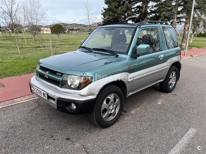 Usado Mitsubishi Montero Plus 120 CV (88 kW) 2000 Verde SUV