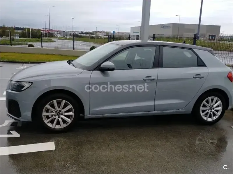 Usado Audi A1 Sportback Advanced Plus 95 CV (69 kW) 2022 Gris / plata Utilitario