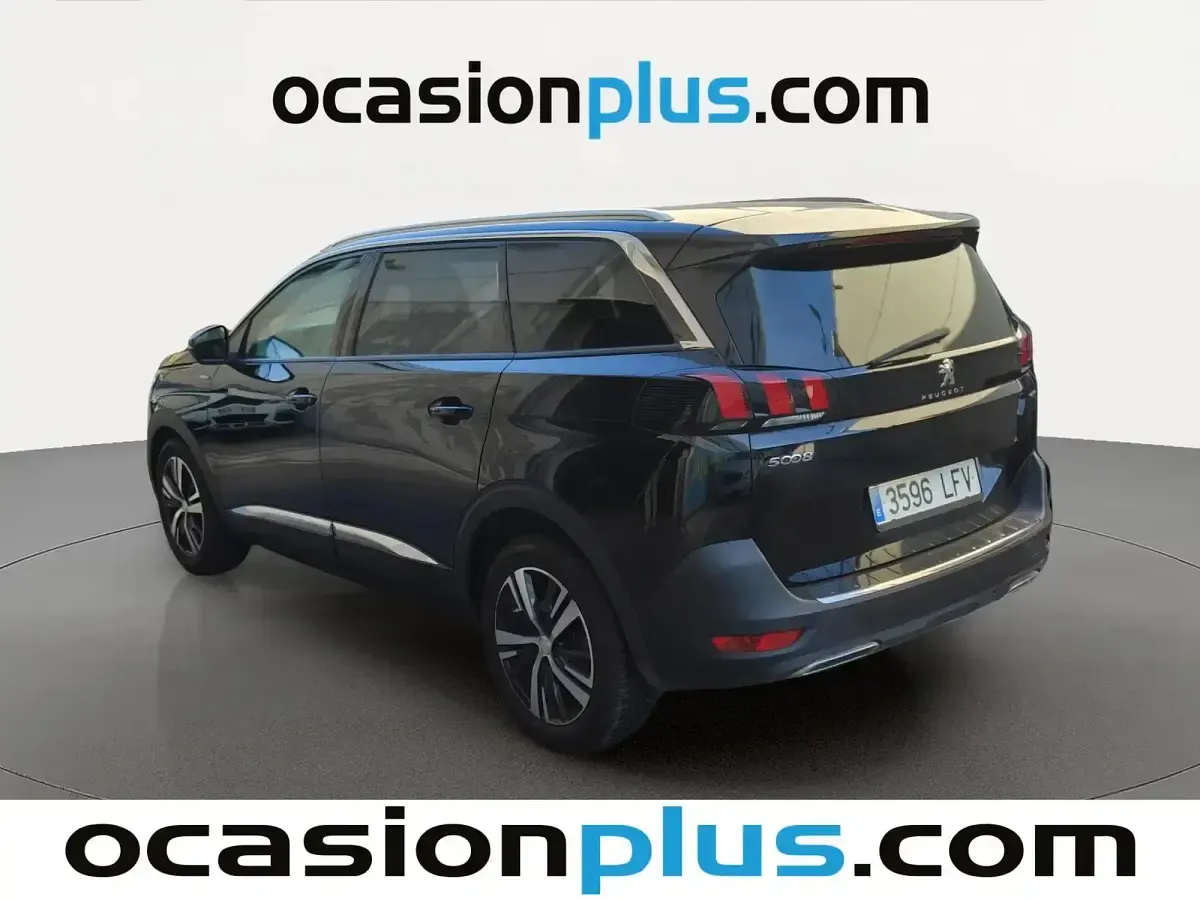 Usado Peugeot 5008 Allure 130 CV (95 kW) 2020 Negro SUV