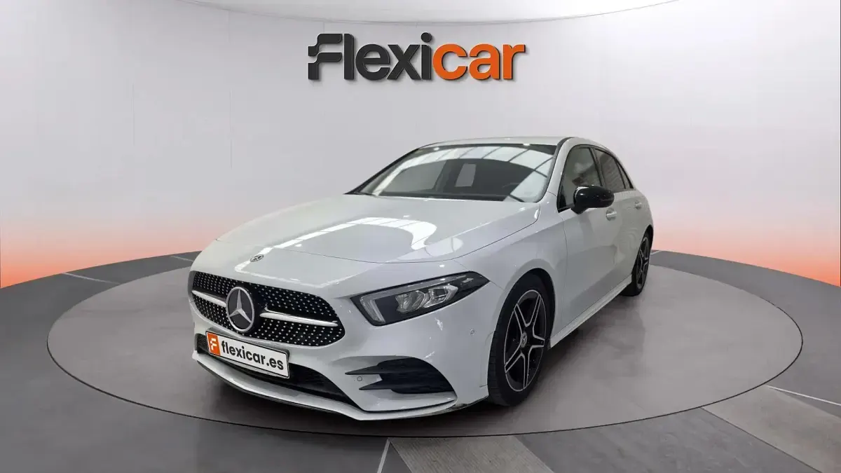 Usado Mercedes A180 116 CV (85 kW) 2020 Blanco Berlina