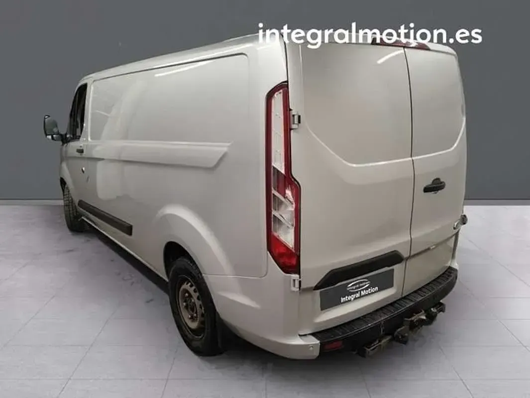 Usado Ford Transit Custom Trend 131 CV (96 kW) 2021 Gris Van