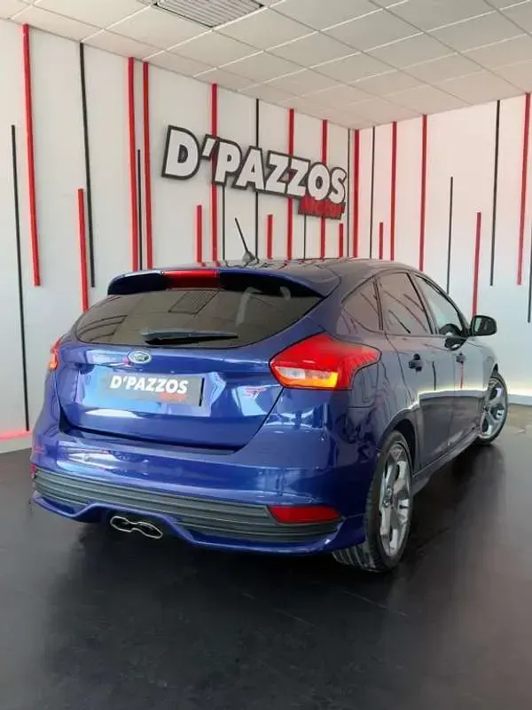 Usado Ford Focus ST 250 CV (183 kW) 2017 Azul Utilitario