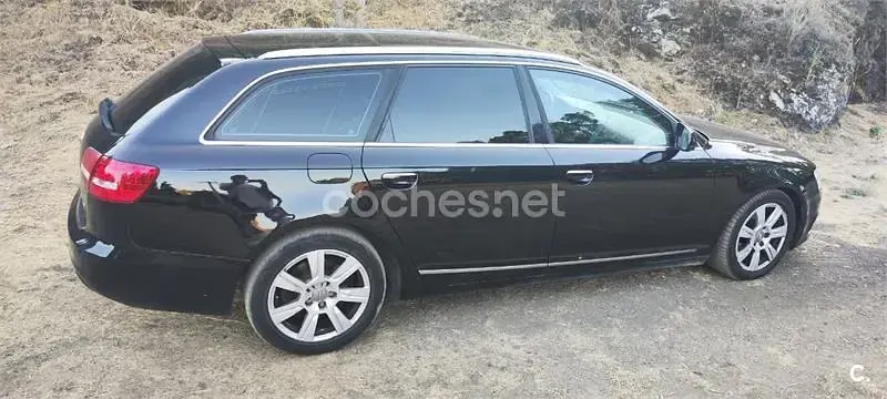 Usado Audi A6 136 CV (100 kW) 2011 Negro Familiar
