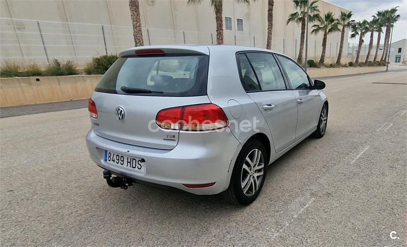 Usado VW Golf VI 105 CV (77 kW) 2011 Gris / plata Utilitario