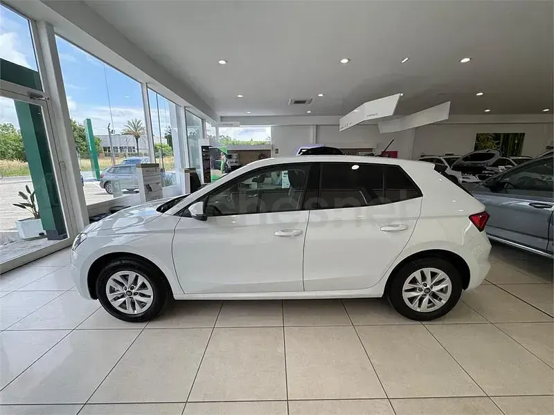 Nuevo Skoda Fabia Selection 115 CV (84 kW) 2026 Blanco Utilitario