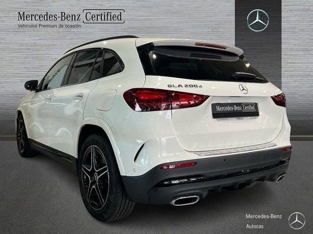 Usado Mercedes GLA200 150 CV (110 kW) 2024 Blanco SUV