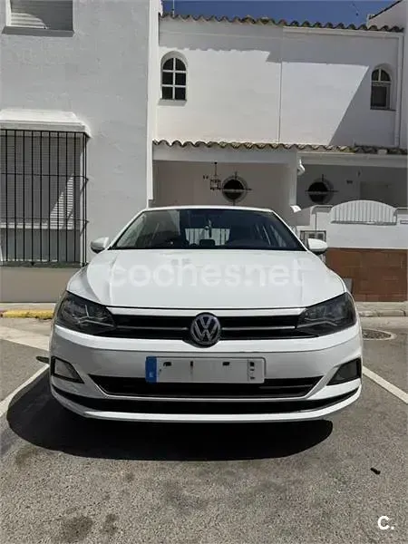 Usado VW Polo Advance 95 CV (69 kW) 2018 Blanco Utilitario