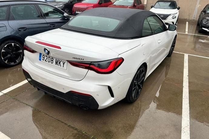 Usado BMW 420 184 HP (135 kW) 2023 Branco Cabrios