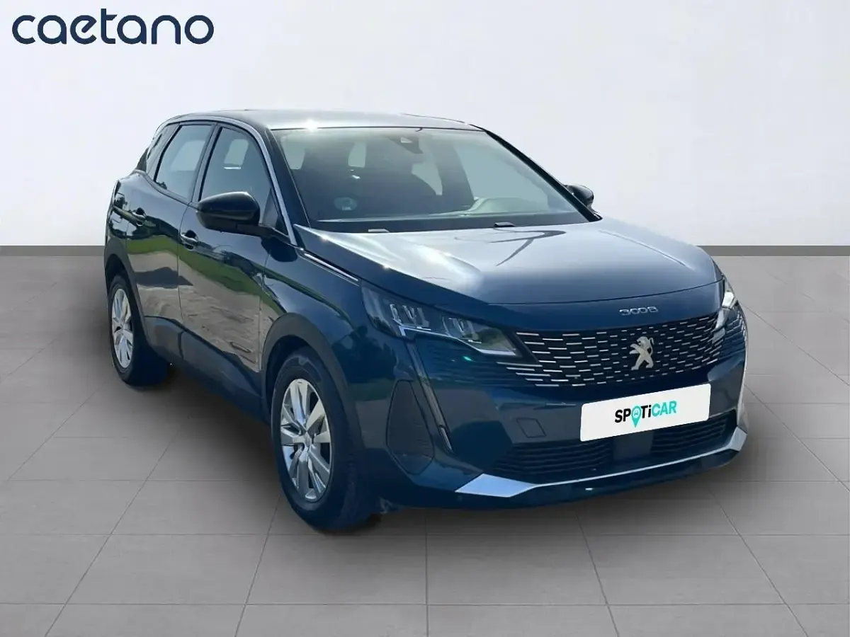 Usado Peugeot 3008 Active 130 CV (95 kW) 2022 Azul SUV