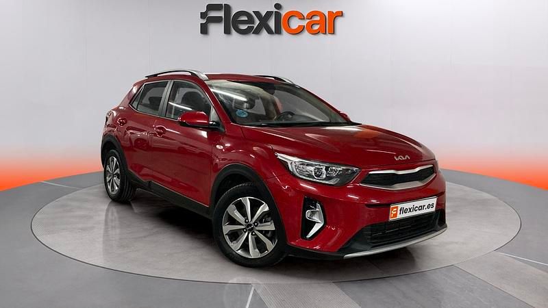 Usado Kia Stonic 84 CV (61 kW) 2023 Rojo SUV