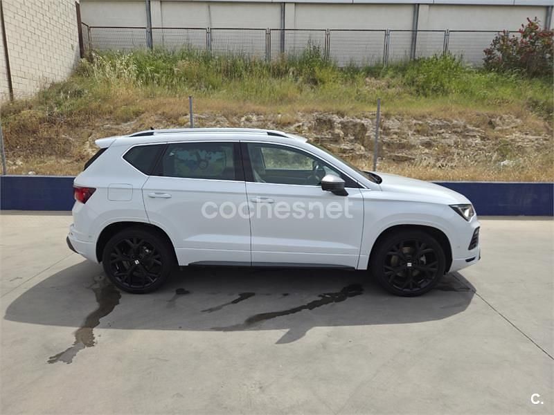 Usado Seat Ateca FR 150 CV (110 kW) 2022 Blanco SUV