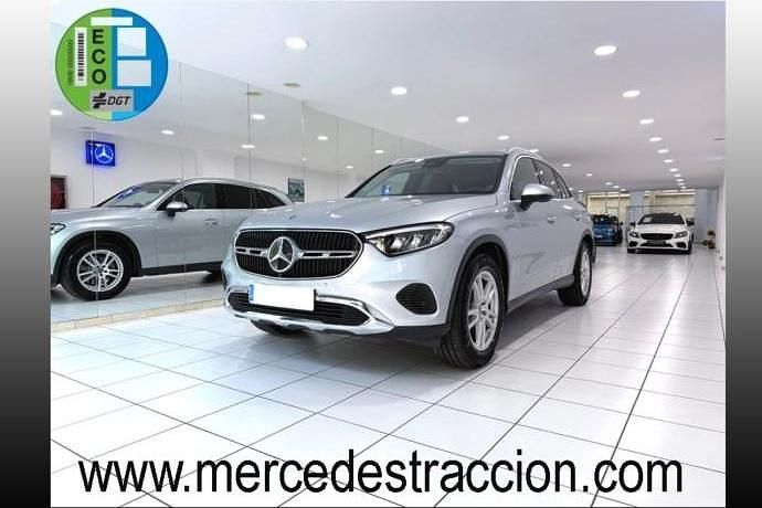 Plateado Usado 2023 Mercedes GLC200 SUV | 47.900 € - Imagen 1/4