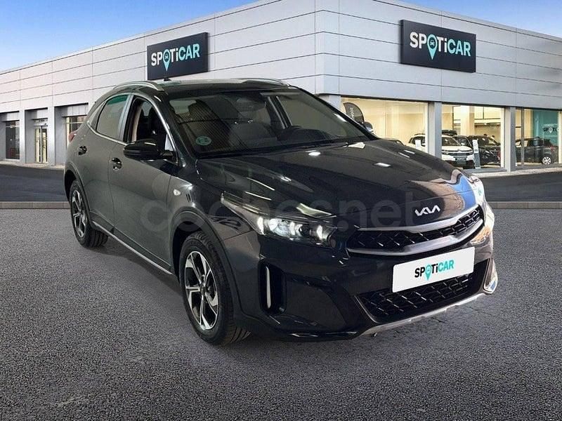 Usado Kia XCeed 101 CV (74 kW) 2024 Azul SUV