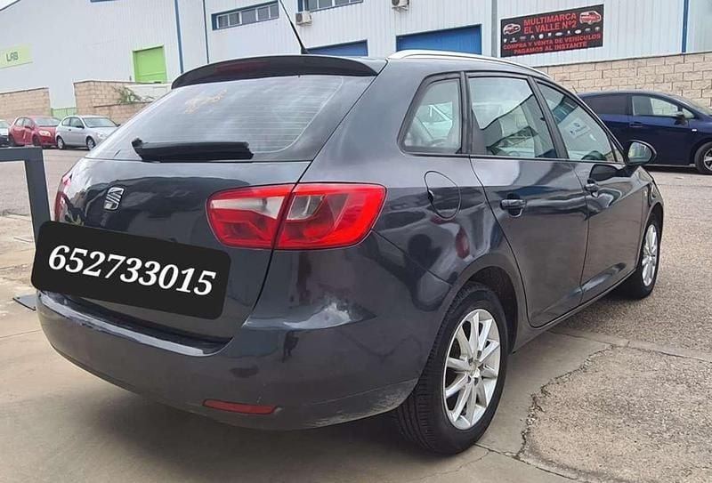 Usado Seat Ibiza ST Style 105 CV (77 kW) 2012 Gris Familiar
