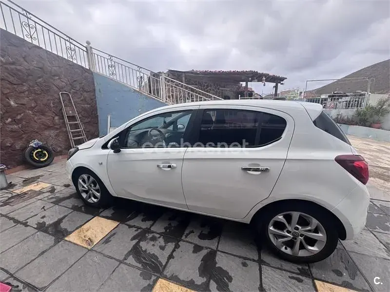 Usado Opel Corsa Selective 90 CV (66 kW) 2016 Blanco Utilitario