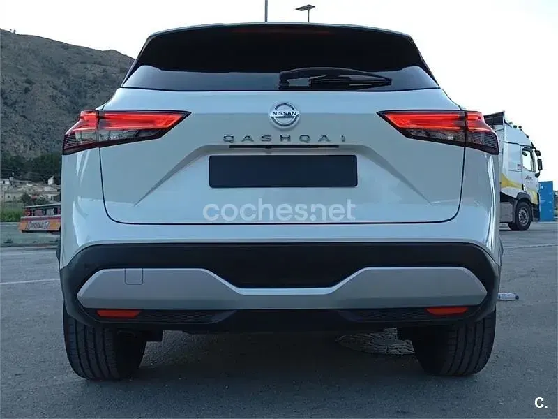Usado Nissan Qashqai N-Connecta 140 CV (102 kW) 2021 Blanco SUV