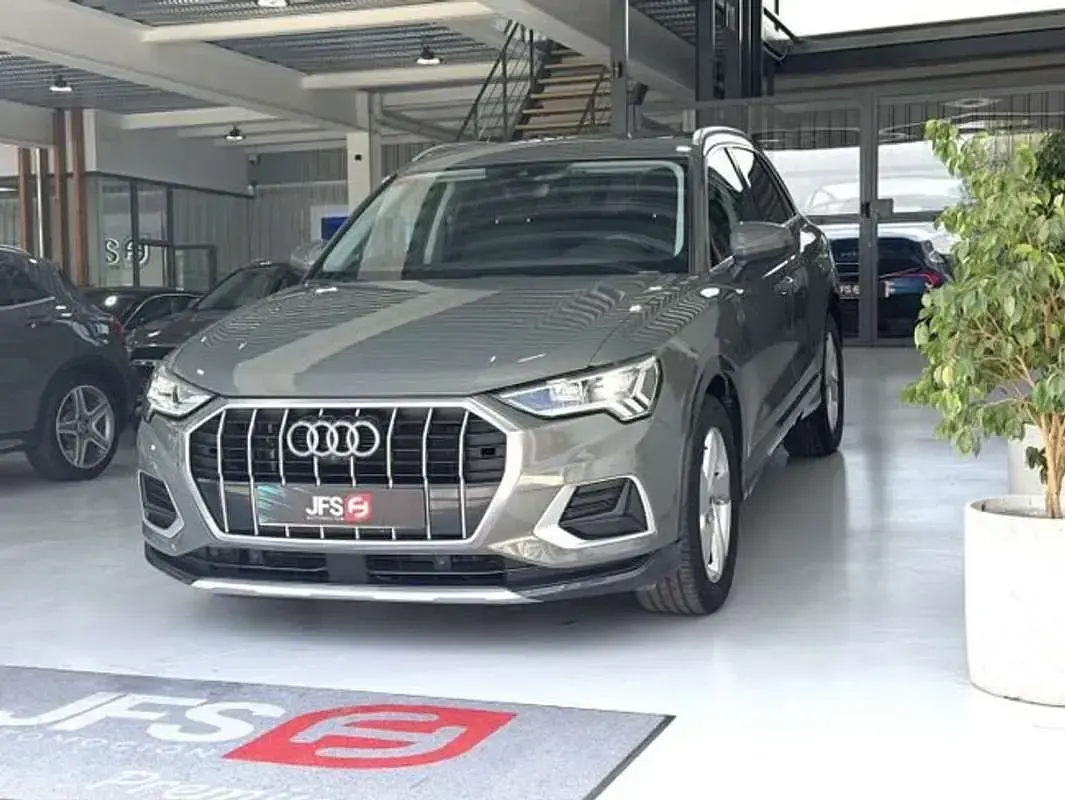 Usado Audi Q3 150 CV (110 kW) 2019 Verde SUV
