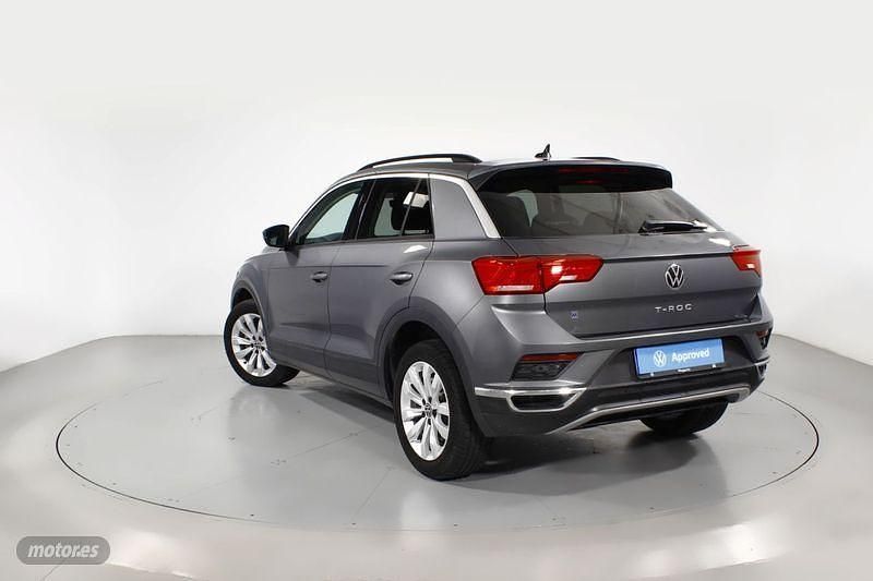 Gris Usado 2021 VW T-Roc Advance SUV | 21.300 € (Precio justo) - Imagen 1/4