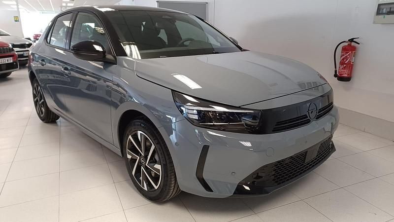 Nuevo Opel Corsa 100 CV (73 kW) 2025 Gris Berlina