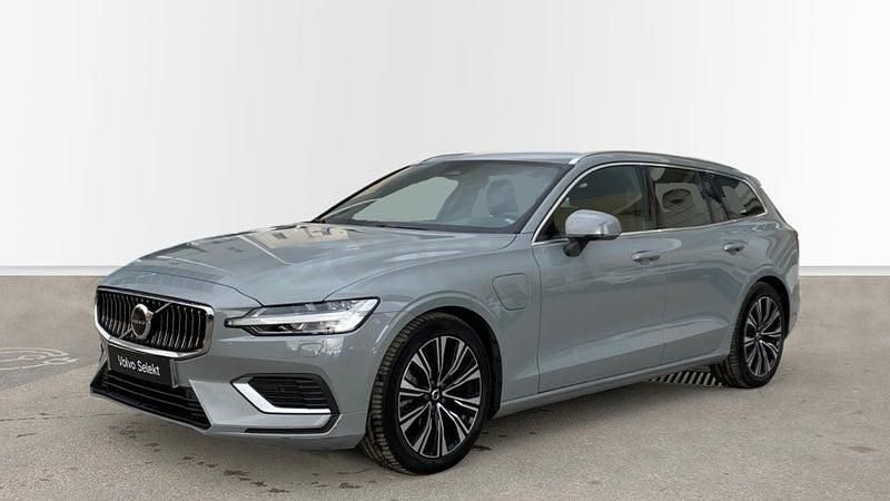 Usado Volvo V60 Plus 350 CV (257 kW) 2024 Gris / plata Familiar