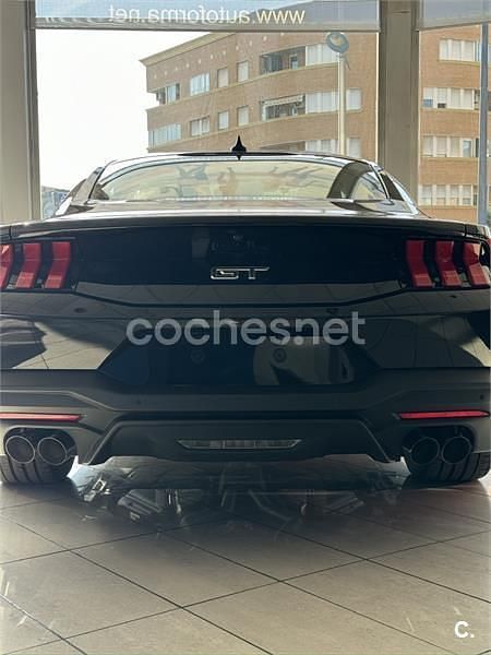 Usado Ford Mustang GT 450 CV (330 kW) 2024 Negro Coupe