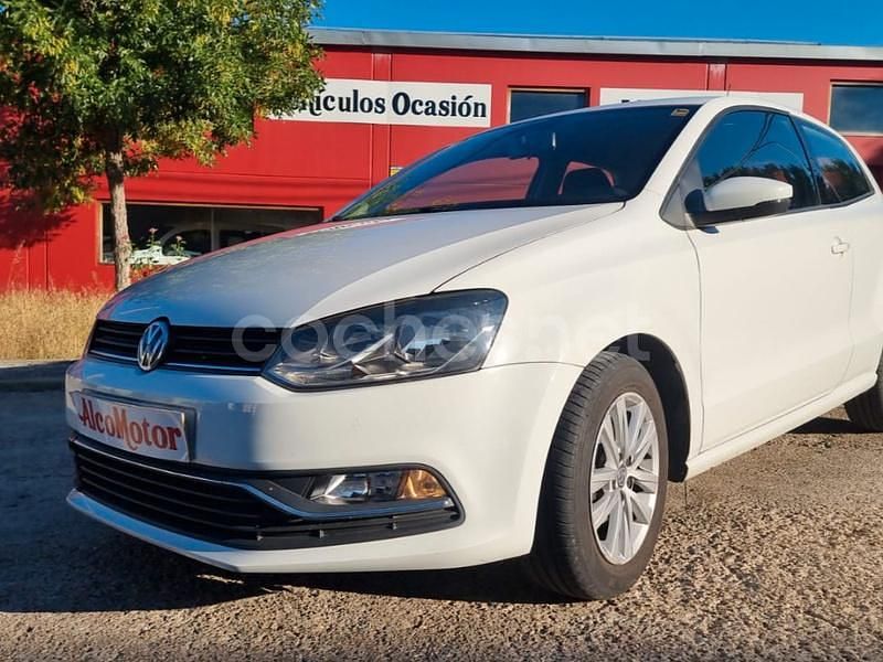 Usado VW Polo 75 CV (55 kW) 2015 Blanco Berlina