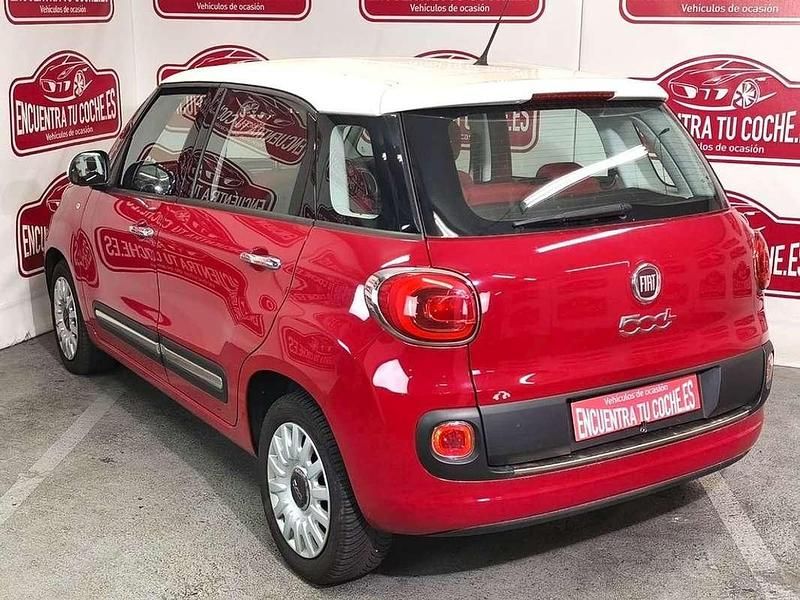 Usado Fiat 500L Trekking 120 CV (88 kW) 2015 Rojo Monovolumen
