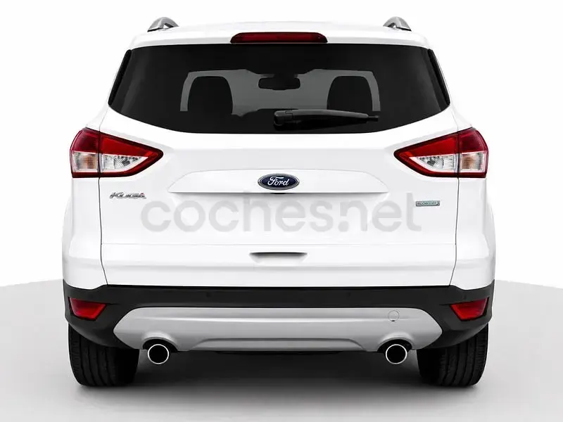 Usado Ford Kuga Trend 150 CV (110 kW) 2016 Blanco SUV