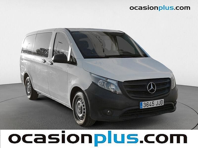 Usado Mercedes Vito 114 CV (83 kW) 2015 Blanco Van