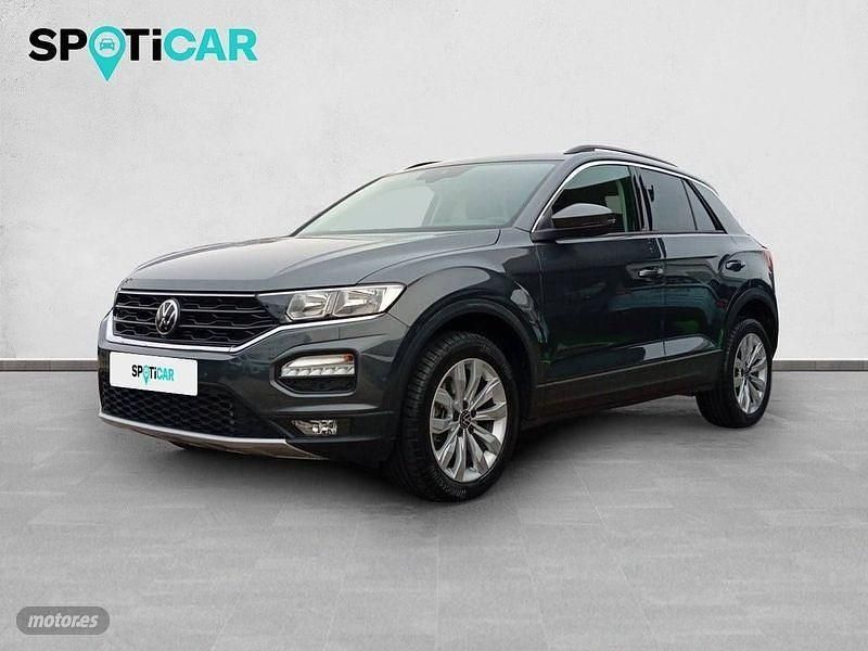 Gris Usado 2021 VW T-Roc Advance SUV | 24.900 € (Un poco caro) - Imagen 1/4