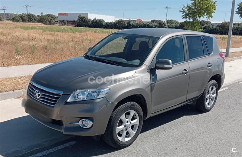 Marrón Usado 2011 Toyota RAV4 Advance SUV | 10.990 € (Precio justo) - Imagen 1/4