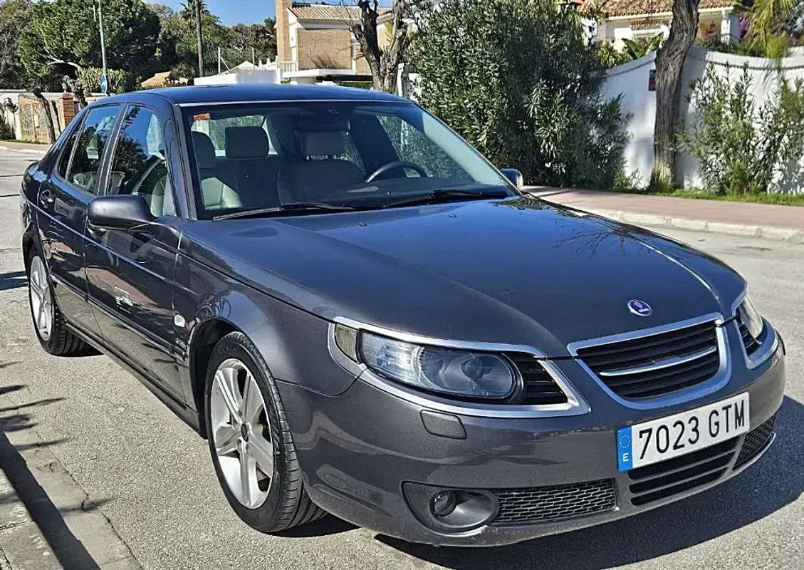 Usado Saab 9-3 Aero 210 CV (154 kW) 2010 Gris Berlina