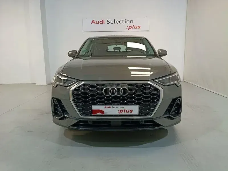 Usado Audi Q3 Sportback Advanced Plus 150 CV (110 kW) 2025 Gris / plata SUV